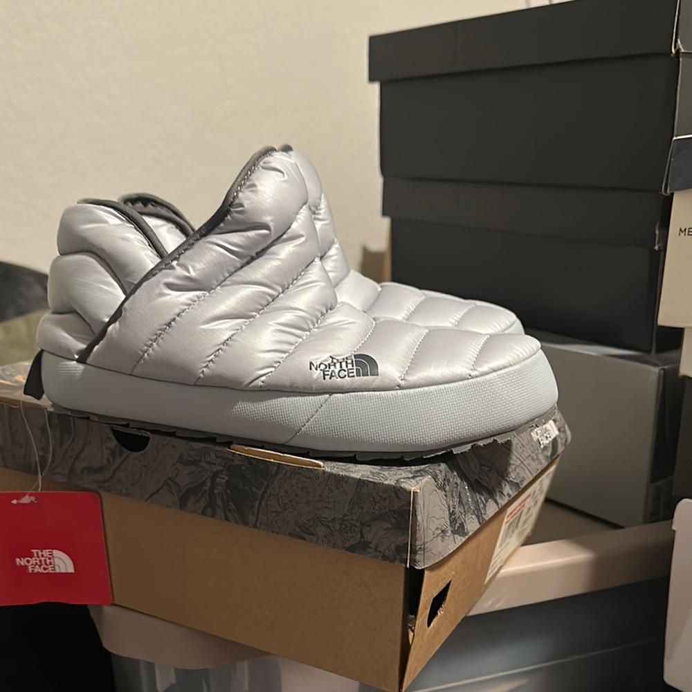 The North Face Silver Quilted Slippers for Cozy Comfort